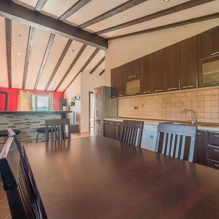Apartments Tonci Og Округ Горни Екстериор снимка