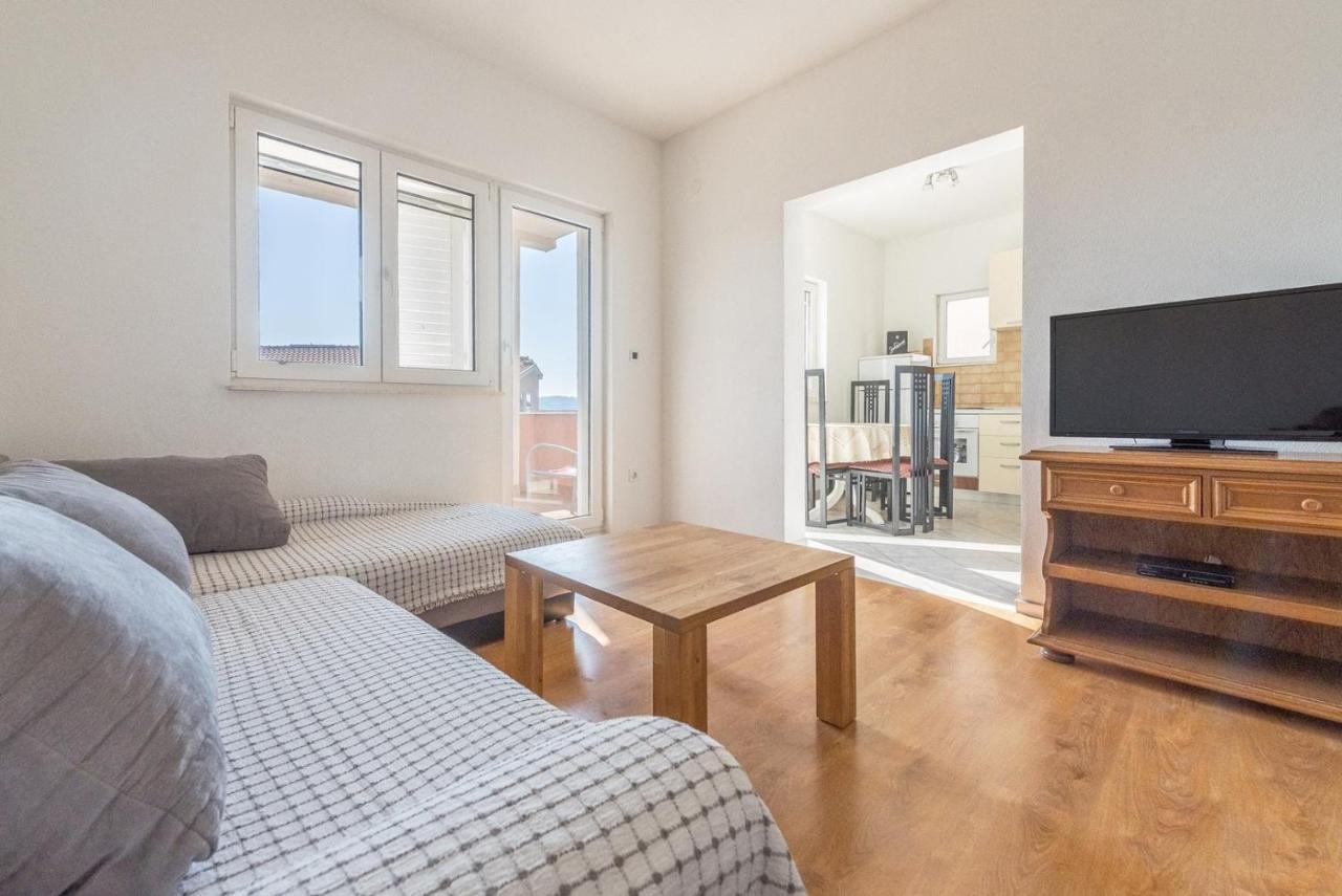 Apartments Tonci Og Округ Горни Екстериор снимка